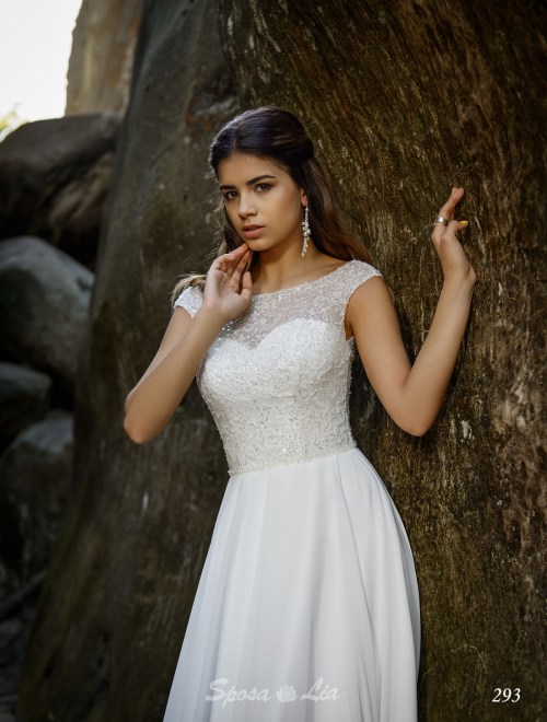 https://www.sposa-lia.com/images/stories/virtuemart/product/293      (2).jpg